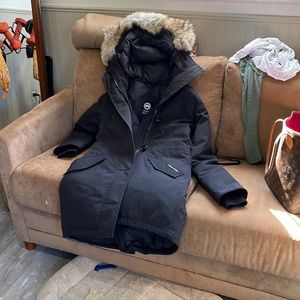 Canada Goose Rossclair Parka - worn only once!!